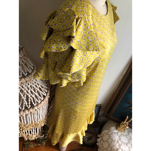 Kate Spade Yellow ruffle sleeve shift dress - Picture 2 of 16